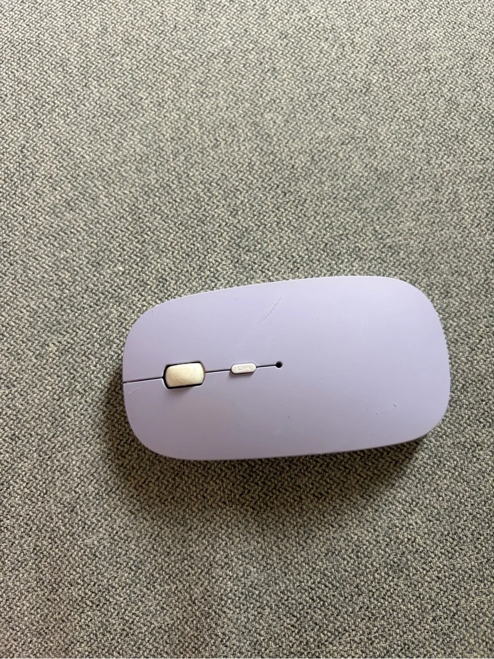 Slim Wireless Mouse in Lavender